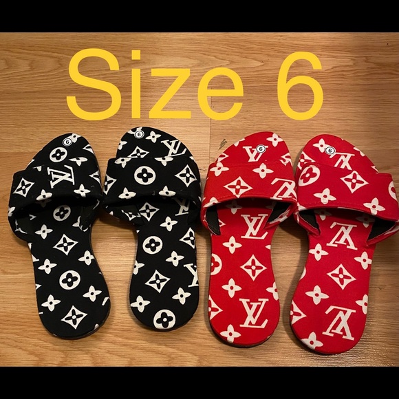 Indoor Slippers - Picture 4 of 5